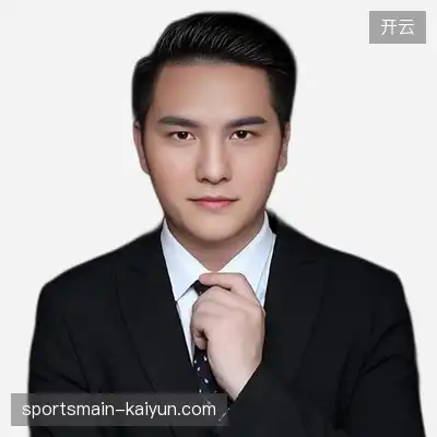 梁伟